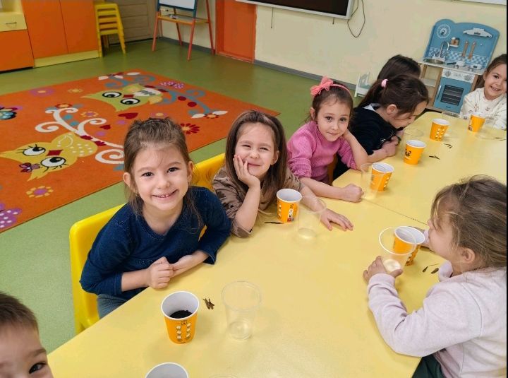 ДГ "Слънце" гр. Златица се включи в кампанията "За всяко дете по дръвче" 3